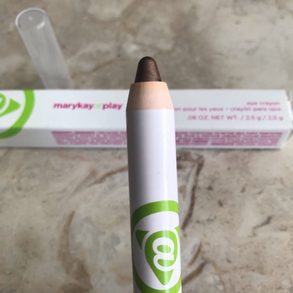 Mary Kay Other - Eyeshadow Crayon Mary Kay Other - Eyeshadow Crayon
